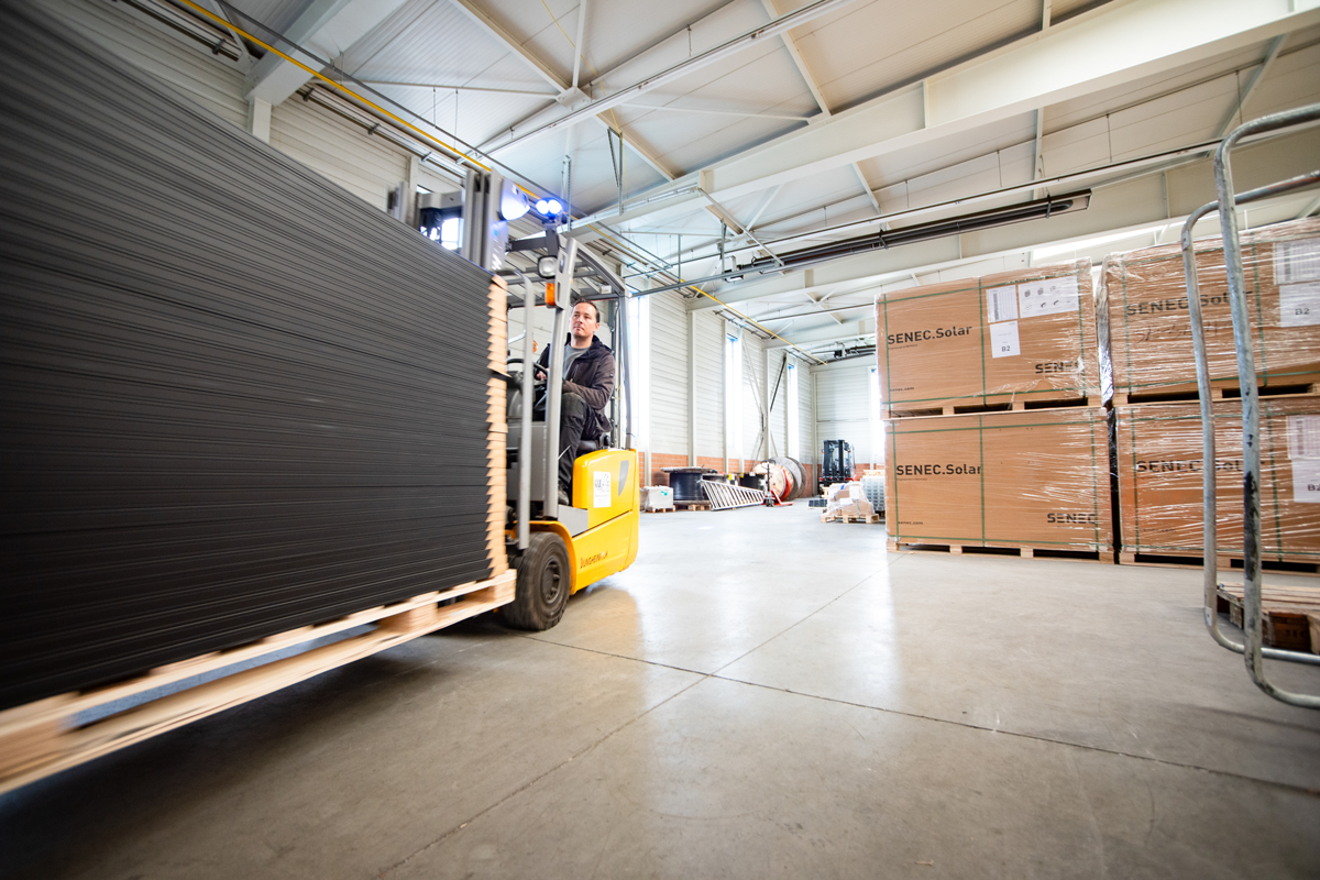 ebENERGIE Lager Logistik Holzgerlingen